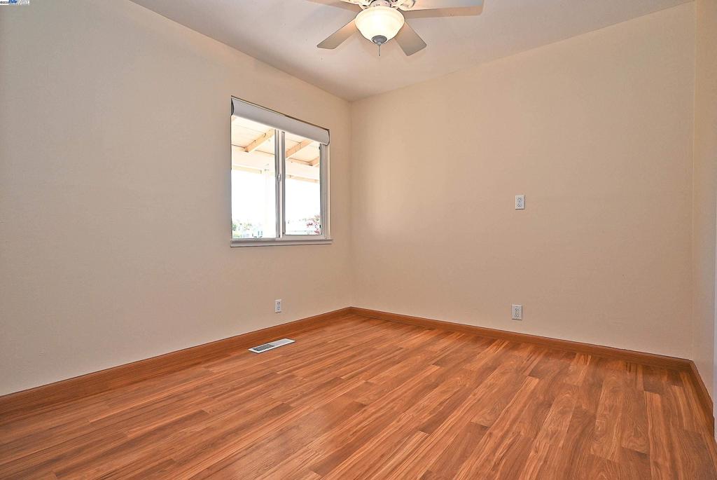 SUNDALE - Residential