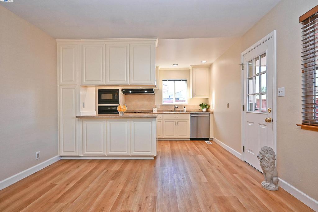 SUNDALE - Residential