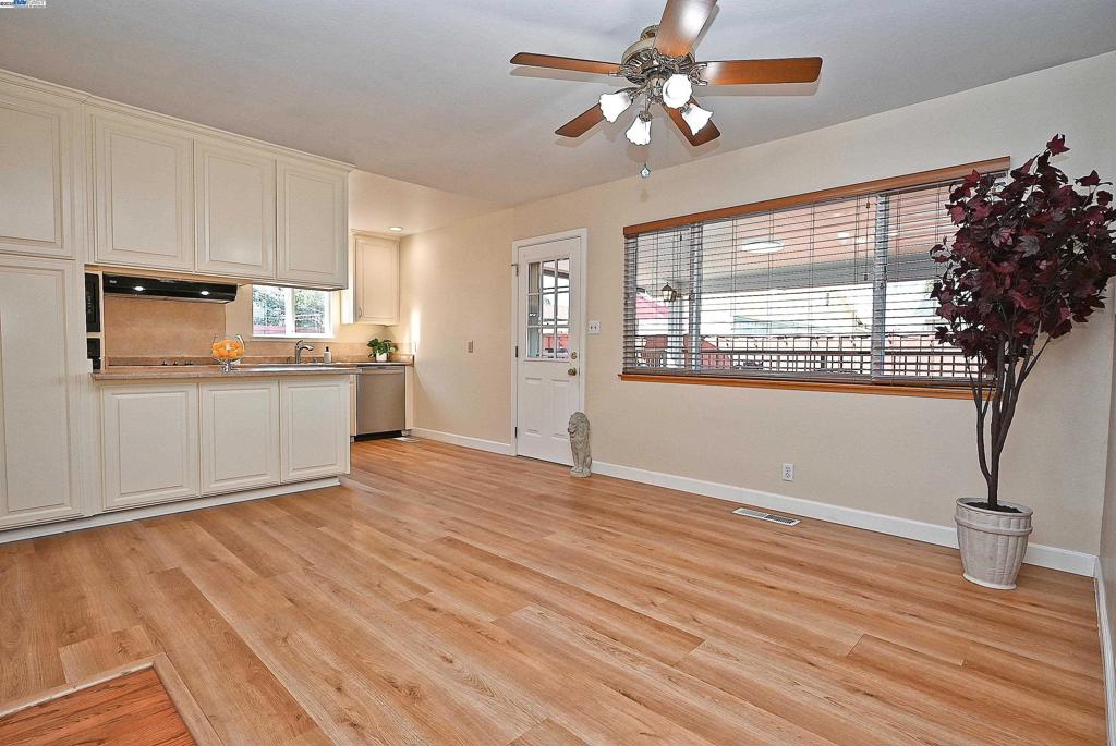 SUNDALE - Residential