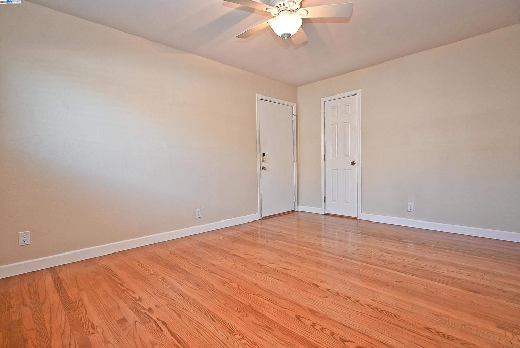 SUNDALE - Residential
