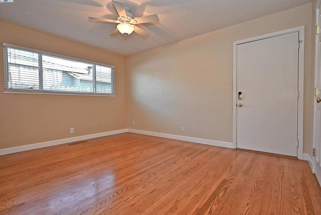 SUNDALE - Residential