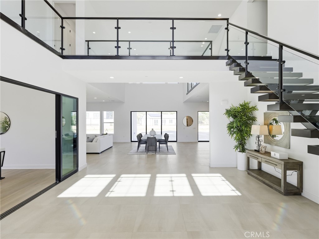 22849 W Seaqua Circle