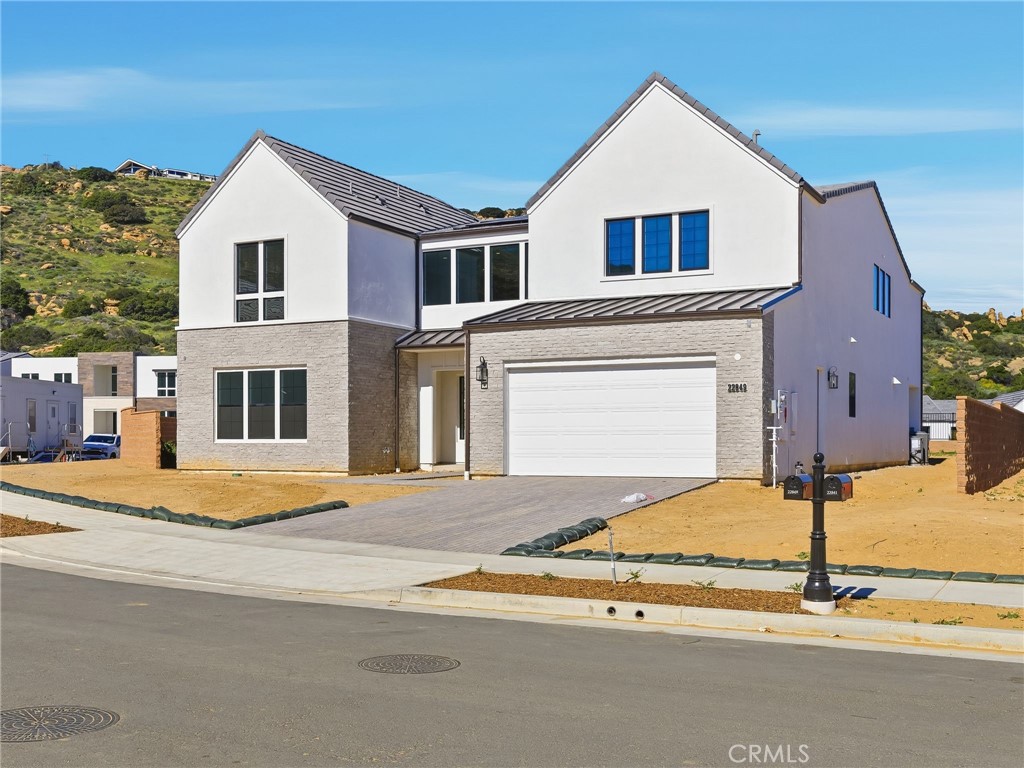 22849 W Seaqua Circle