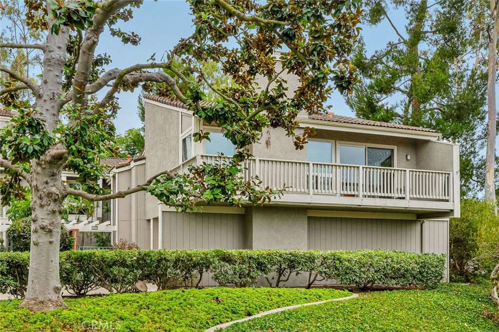 22 Rocky Knoll
