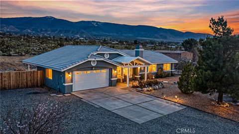 Photo of 1237 Mono Rd, Pinon Hills, CA 92372 (MLS # HD26045127)