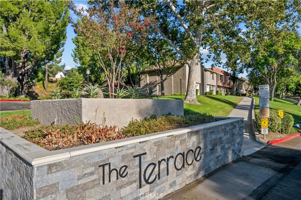 26914 Via Terraza