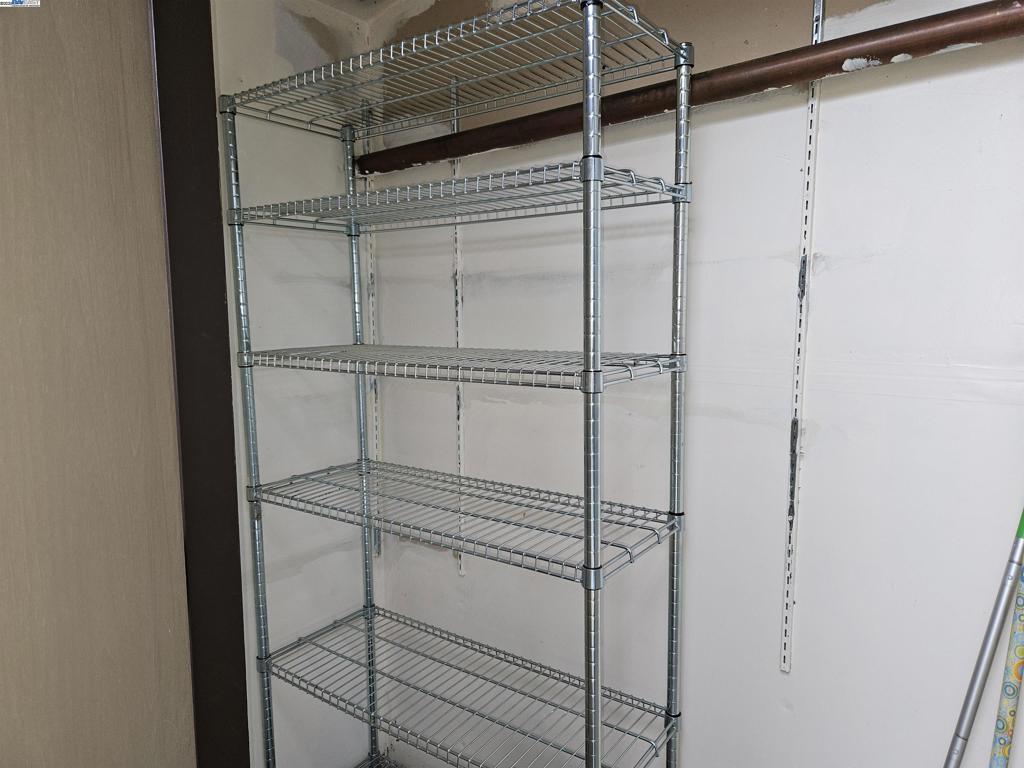 WASHINGTON COMM - Residential