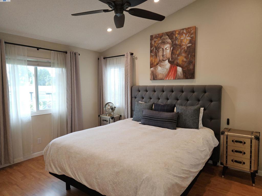 WASHINGTON COMM - Residential