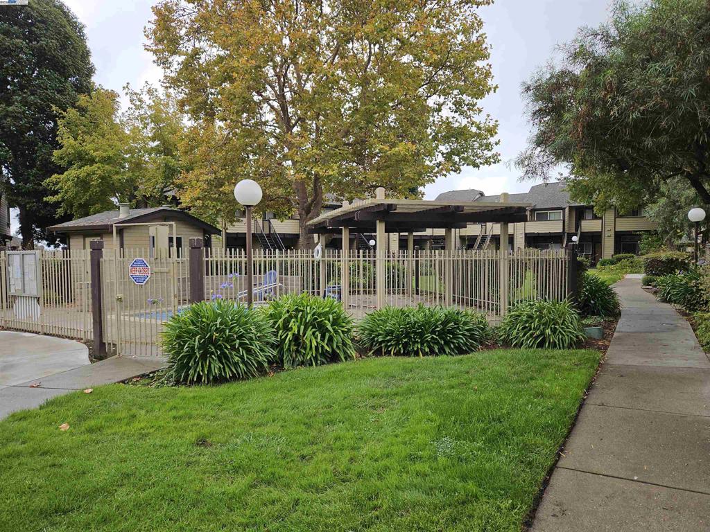 WASHINGTON COMM - Residential