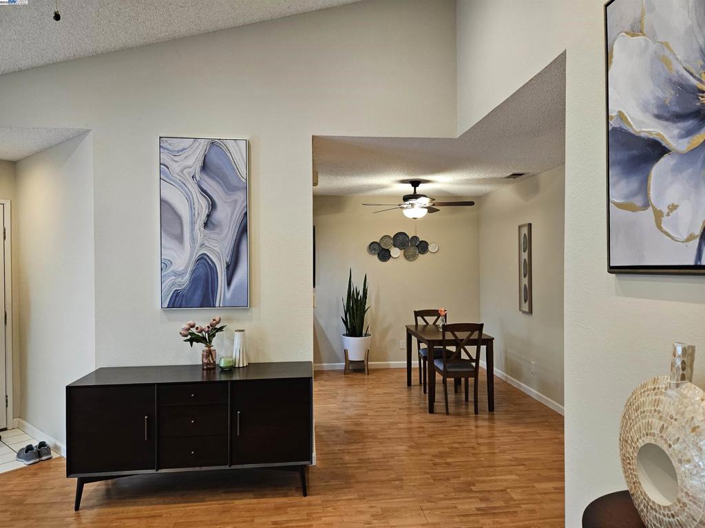 WASHINGTON COMM - Residential