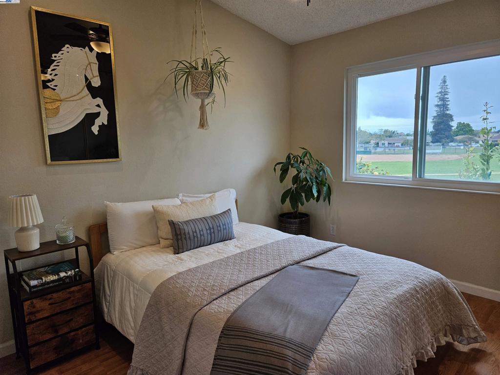 WASHINGTON COMM - Residential