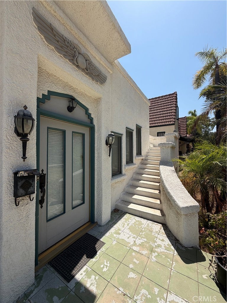 637 S Buena Vista