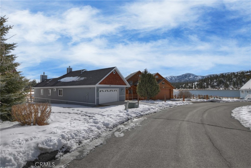 42515 Bear Loop