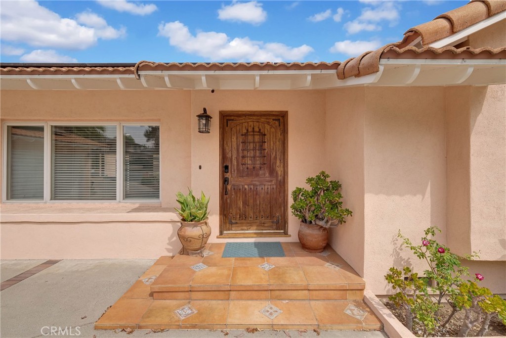 1716 N Santa Anita Avenue