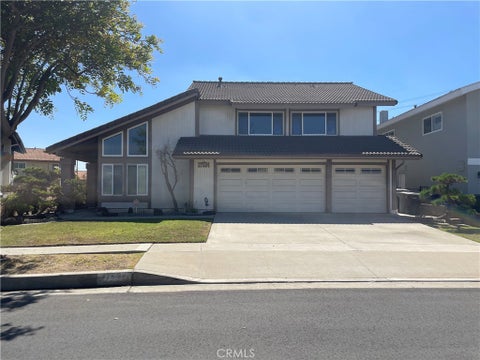 Photo of 17534 Purche AVE, Torrance, CA 90504 (MLS # OC26191863)