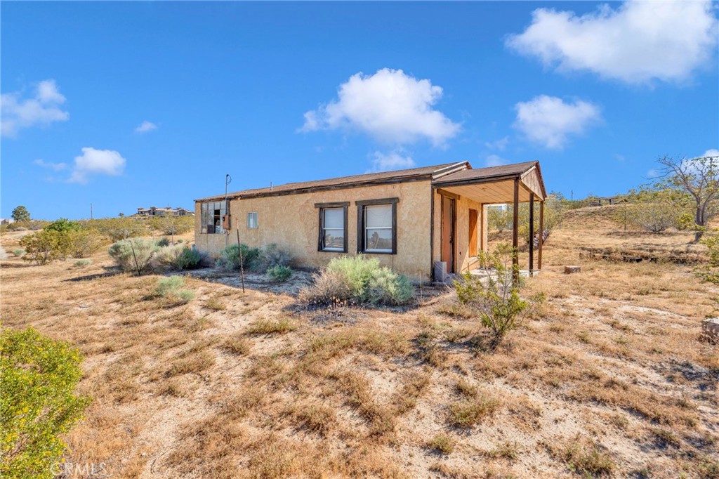 10393 Mockingbird Avenue