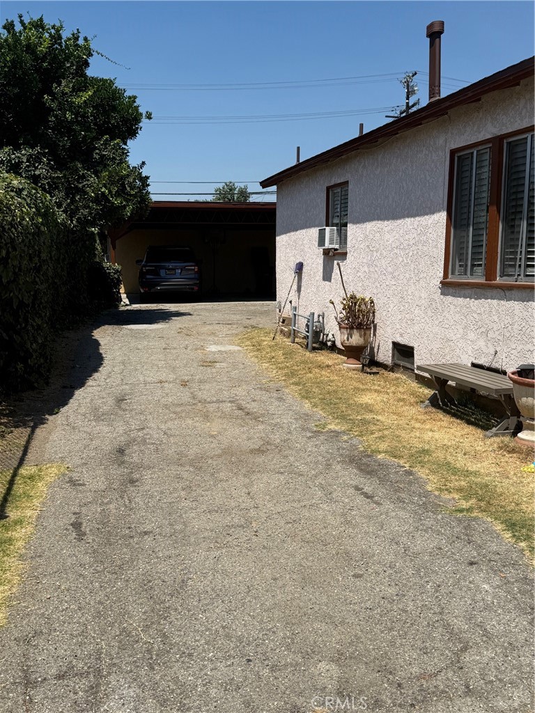 6539 Ajax Avenue