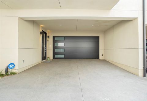 Tiny photo for 2603 Nelson Avenue #B, Redondo Beach, CA 90278 (MLS # SB25177889)