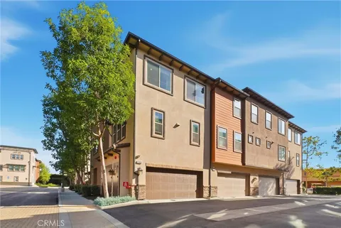 1360 Clementine Way, Fullerton, CA 92833 - MLS#: OC26013494