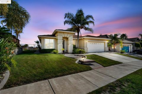 Photo of 354 Pebble Beach Dr Dr, Brentwood, CA 94513 (MLS # 41116727)