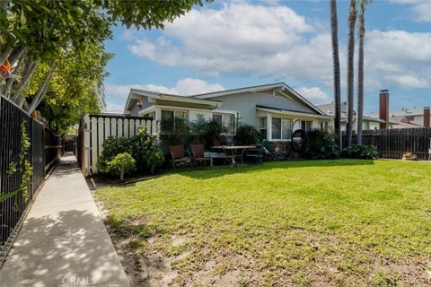 Photo of 12806 Oxnard Street, North Hollywood, CA 91606 (MLS # GD26039645)
