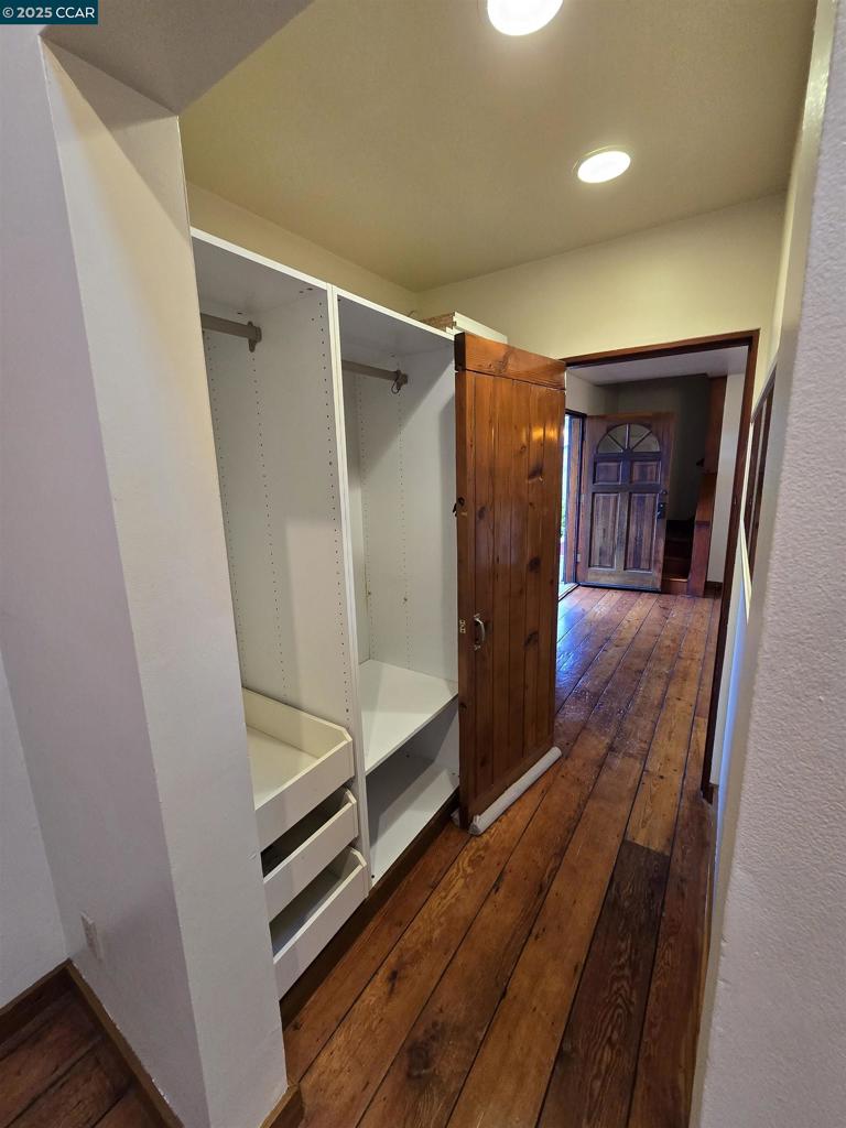POINTRIOND - Residential Lease
