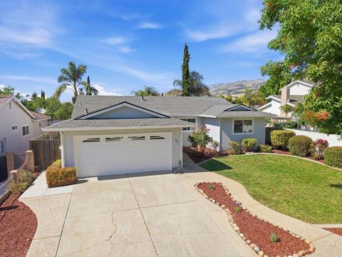 Photo of 2907 Queens Estates Court, San Jose, CA 95135 (MLS # ML82046977)
