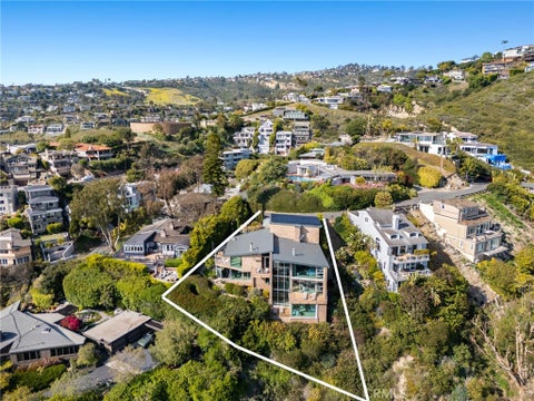 Tiny photo for 856 Diamond, Laguna Beach, CA 92651 (MLS # LG25097922)