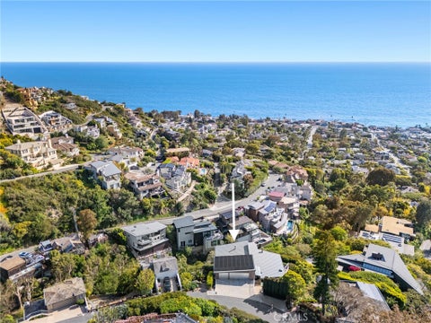 Tiny photo for 856 Diamond, Laguna Beach, CA 92651 (MLS # LG25097922)