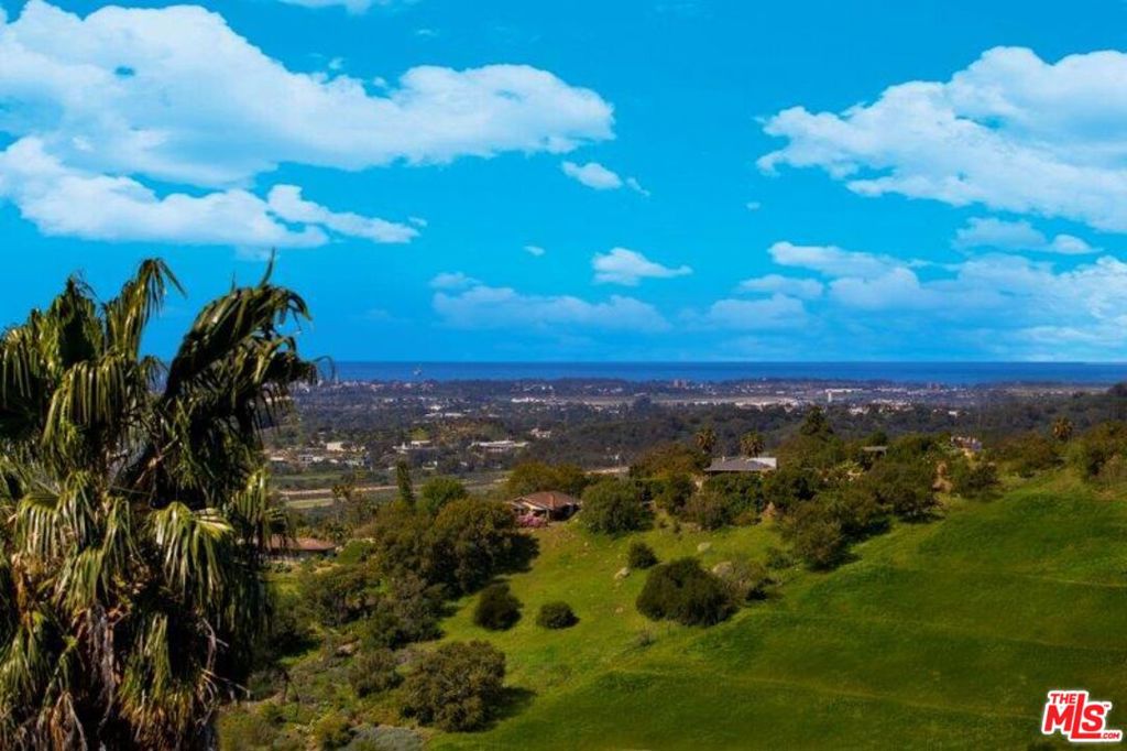 3756 FOOTHILL ESTATE (Private Lane) Road