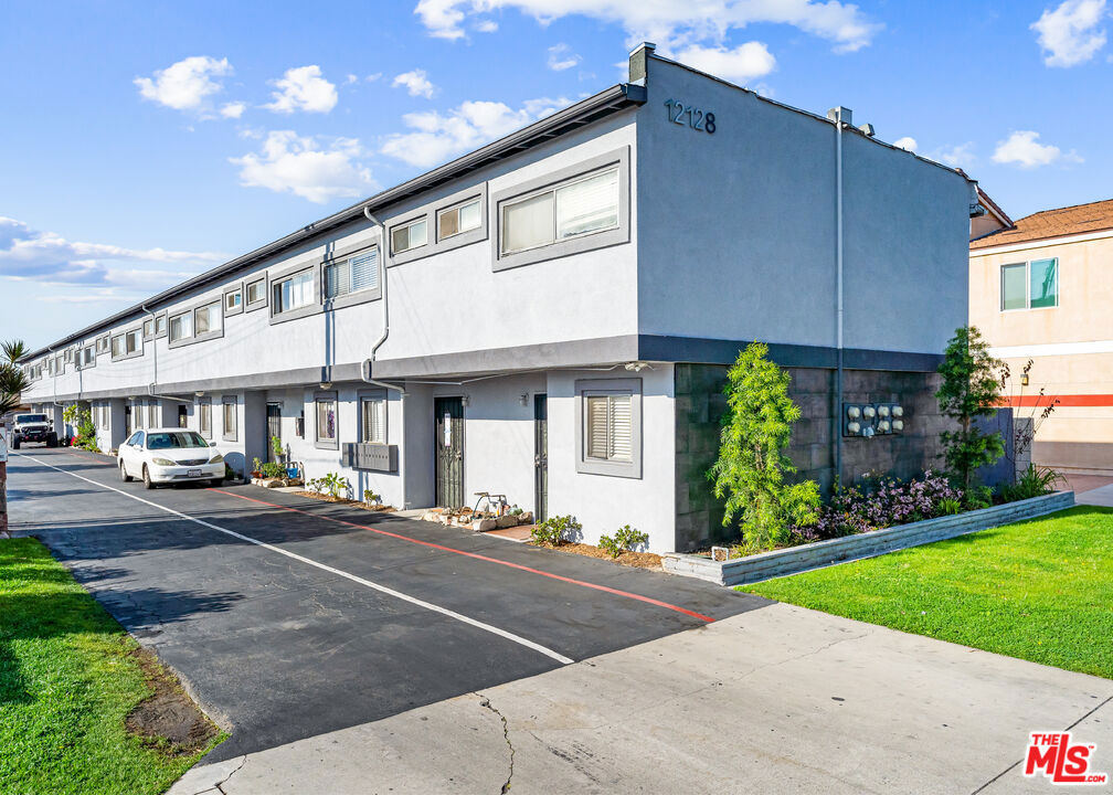 12128 Imperial Highway