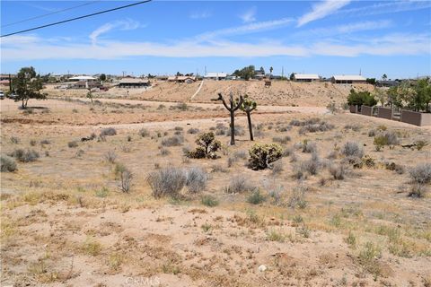 Photo of 0 Talisman Street, Hesperia, CA 92345 (MLS # SW26106502)