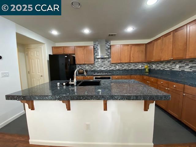 LOS MEDANOS - Residential