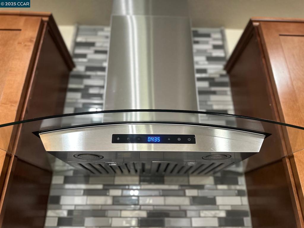 LOS MEDANOS - Residential