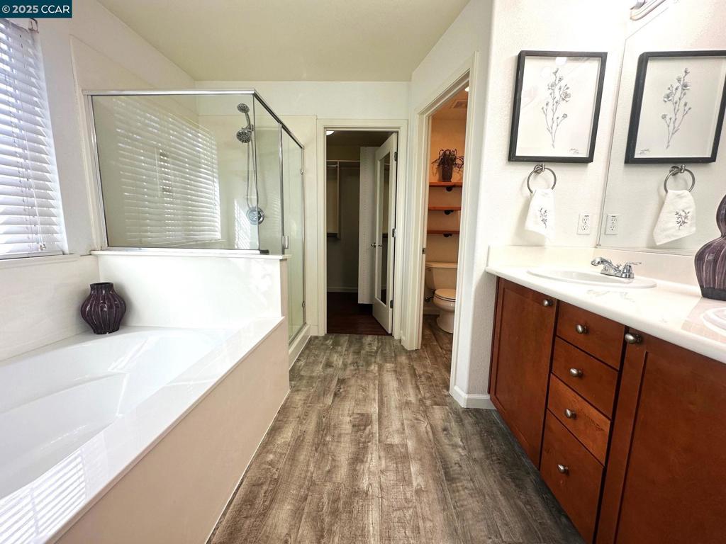 LOS MEDANOS - Residential