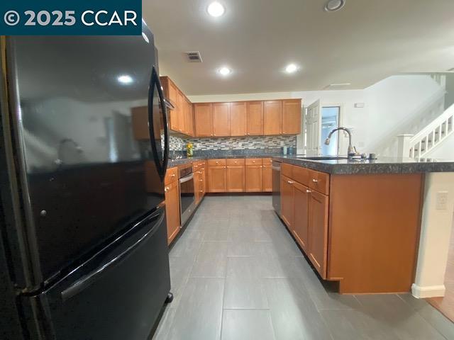 LOS MEDANOS - Residential