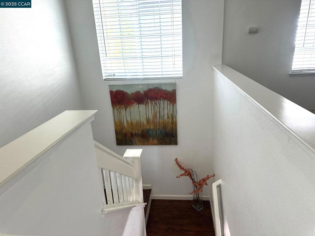 LOS MEDANOS - Residential