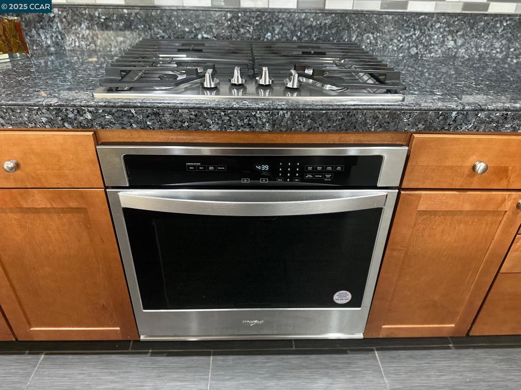 LOS MEDANOS - Residential