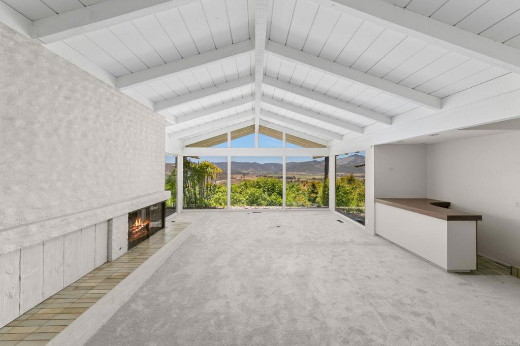 14048 San Pasqual Valley Road