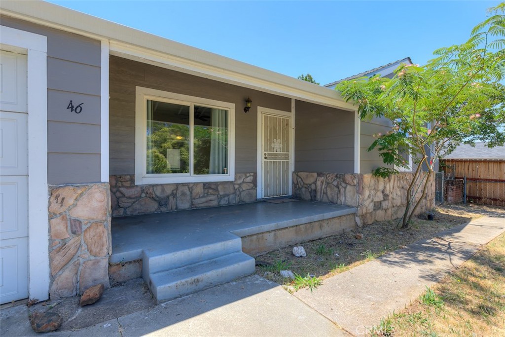 46 Highlands Boulevard