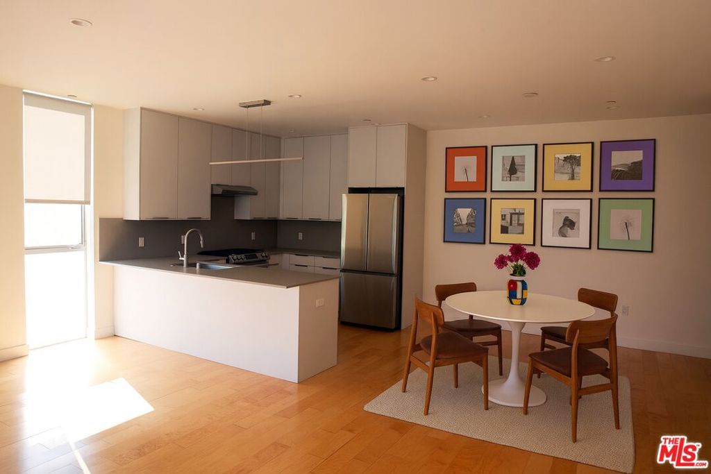 Photo of 4826 Franklin Avenue #5, Los Angeles, CA 90027 (MLS # 25610047)