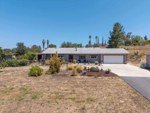 Photo of 13734 W Oak Glen Rd RD, Valley Center, CA 92082 (MLS # NDP2606104)
