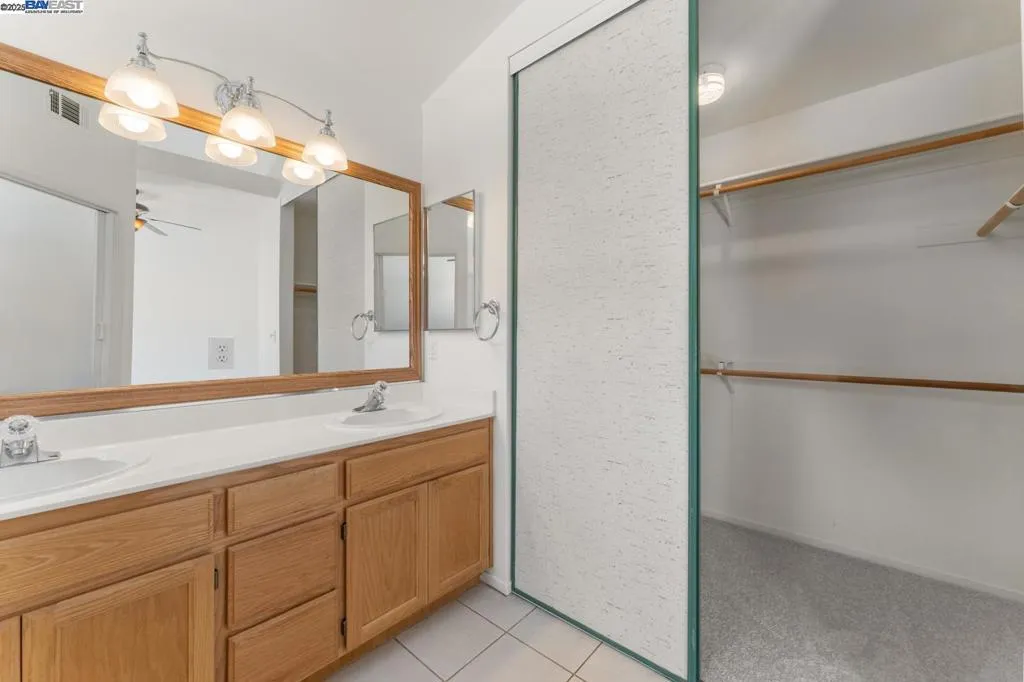 Brentwood, California 94513, United States, 3 Bedrooms Bedrooms, ,2 BathroomsBathrooms,Residential,Pending,199420