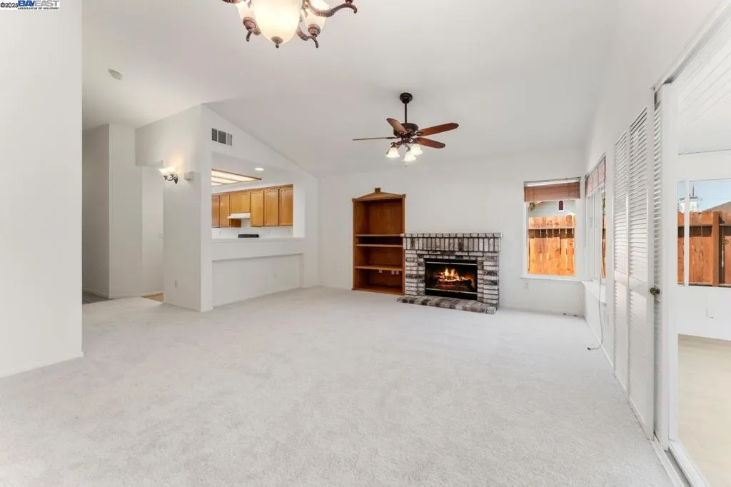 Brentwood, California 94513, United States, 3 Bedrooms Bedrooms, ,2 BathroomsBathrooms,Residential,Pending,199420