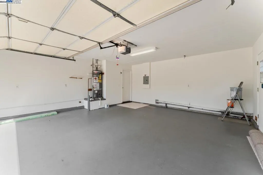 Brentwood, California 94513, United States, 3 Bedrooms Bedrooms, ,2 BathroomsBathrooms,Residential,Pending,199420