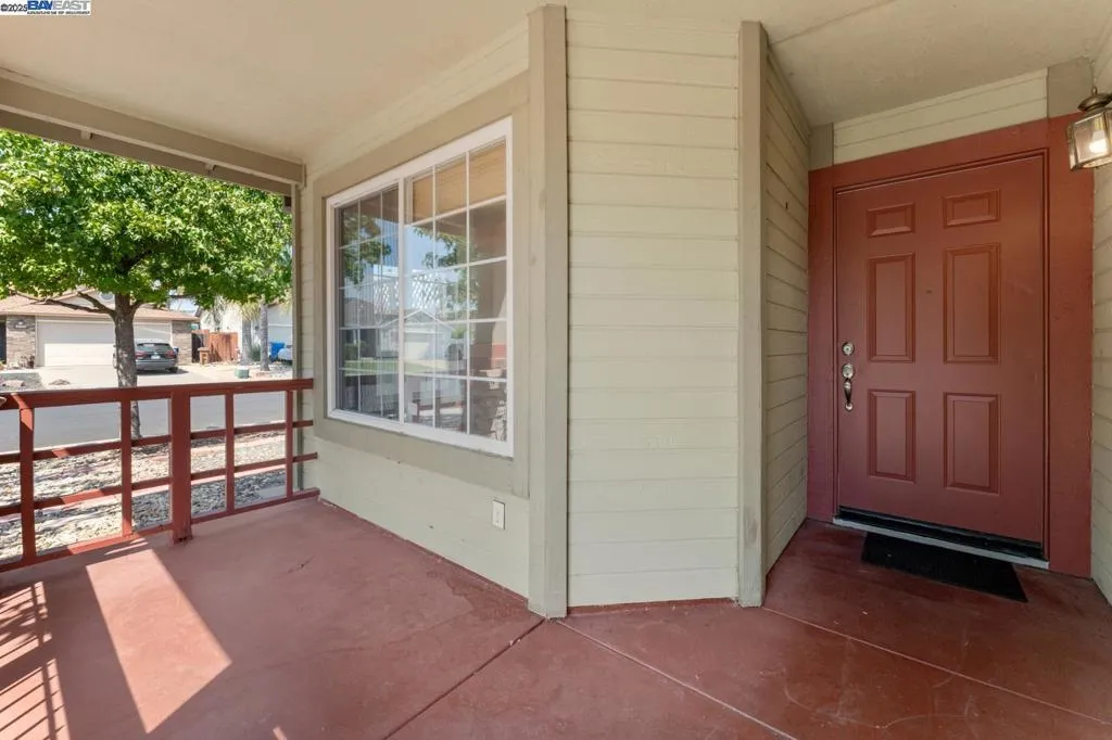 Brentwood, California 94513, United States, 3 Bedrooms Bedrooms, ,2 BathroomsBathrooms,Residential,Pending,199420