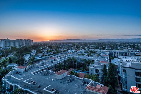 Photo of 13700 Marina Pointe Drive #909, Marina Del Rey, CA 90292 (MLS # 26642521)