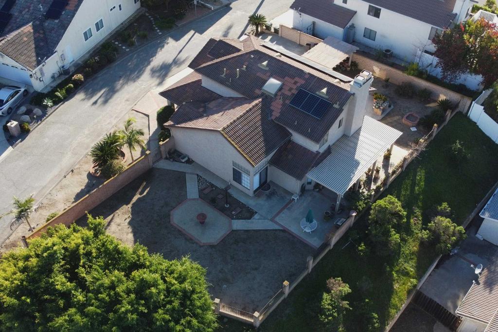 1329 Clear Crest Circle