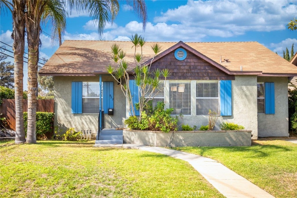 923 N Mentor Avenue, Pasadena CA 91104