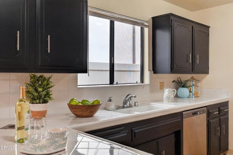 Tiny photo for 2920 Seahorse Avenue, Ventura, CA 93001 (MLS # V1-35055)